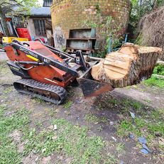Ditch-Witch SK 500 compact track loader