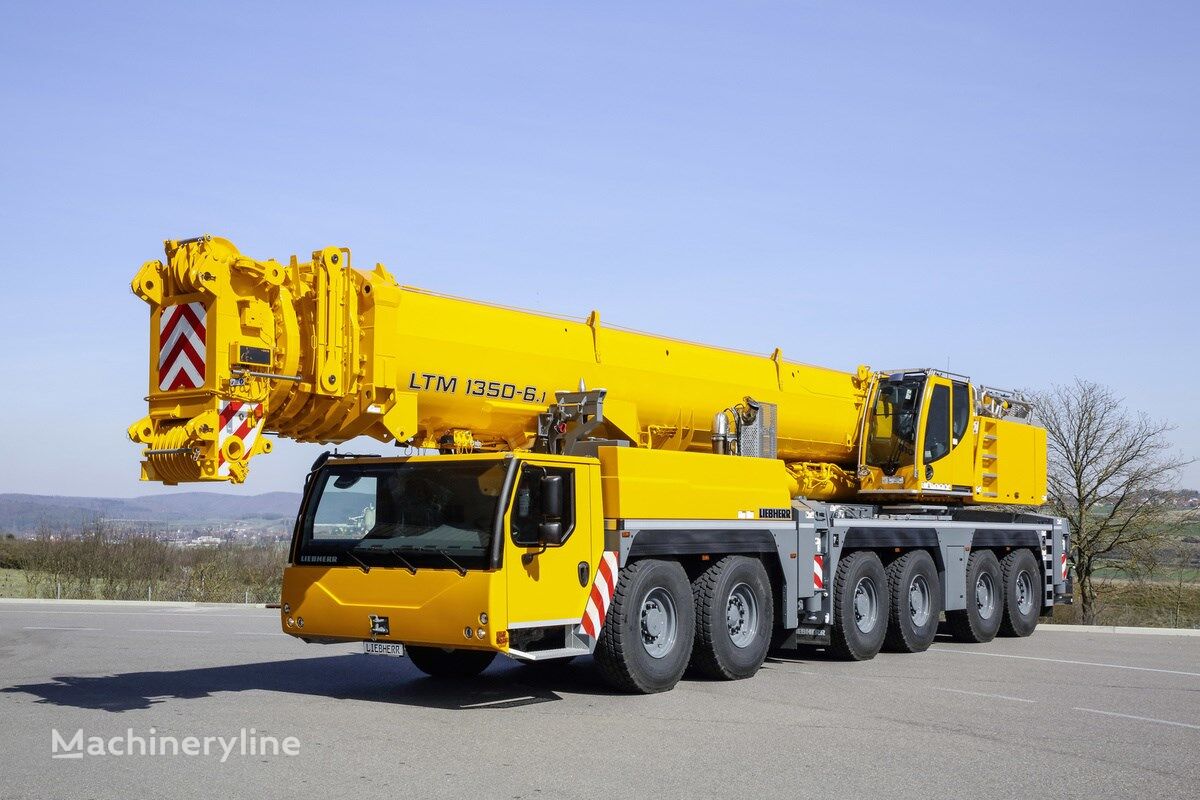 Liebherr LTM 1350-6.1 mobile crane