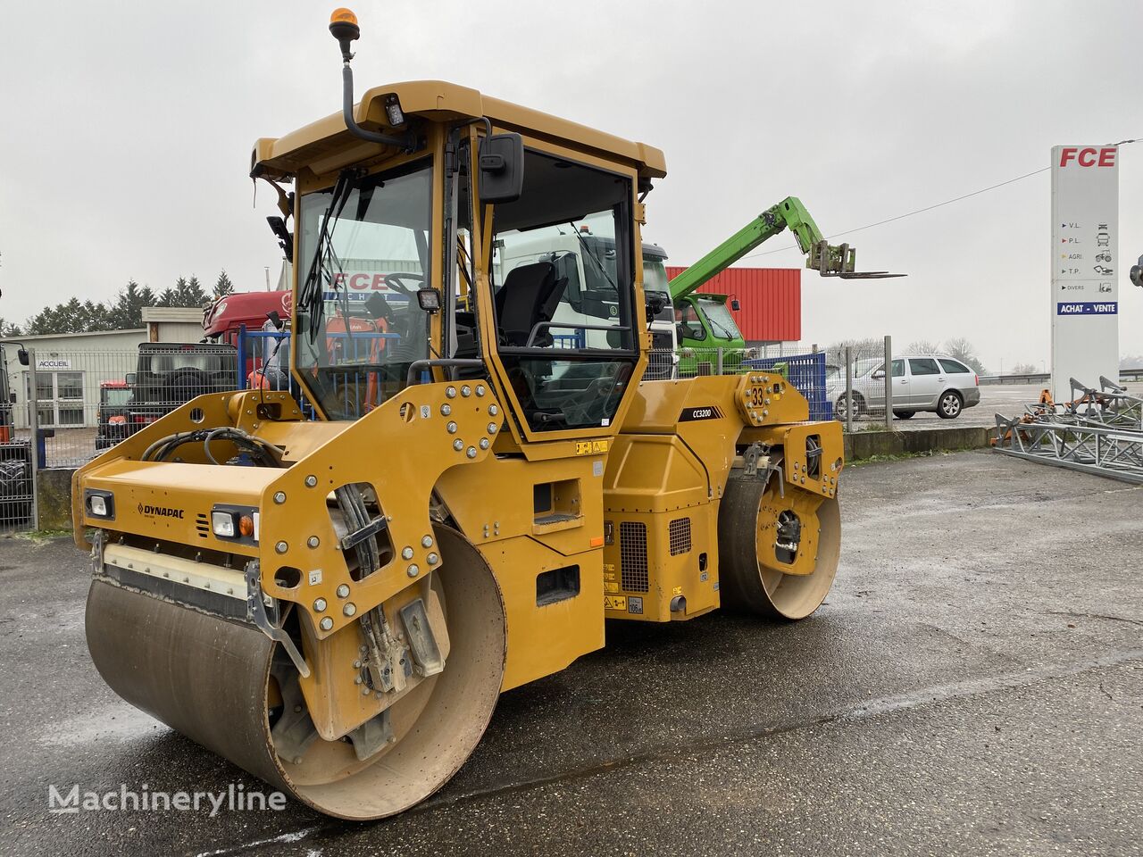 damaged Dynapac CC 3200 road roller