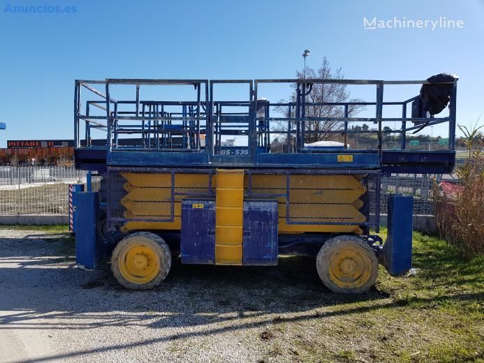 Genie GS 4390 scissor lift