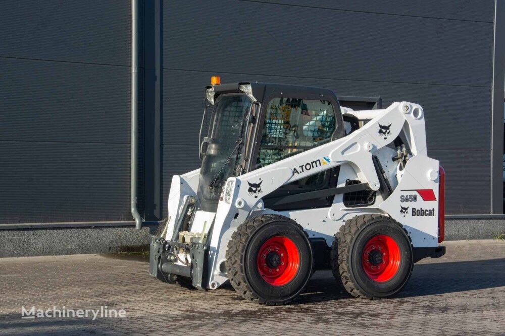 Bobcat S650 skid steer