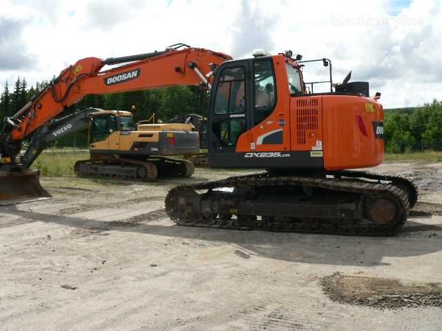 Doosan DX 235 LCR Bandgrävare tracked excavator