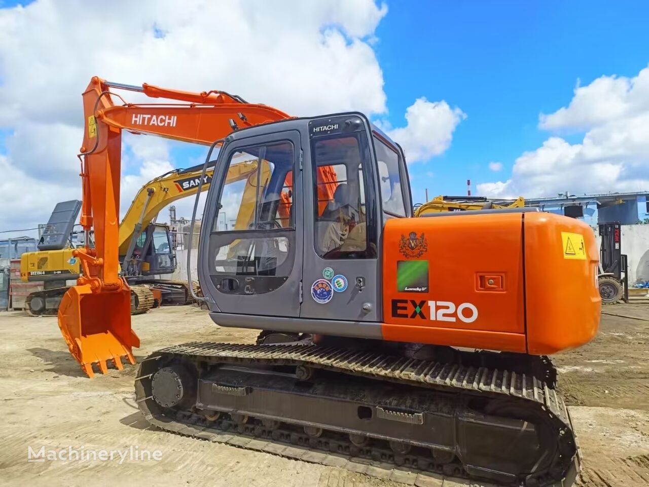 Hitachi EX120 -5 tracked excavator