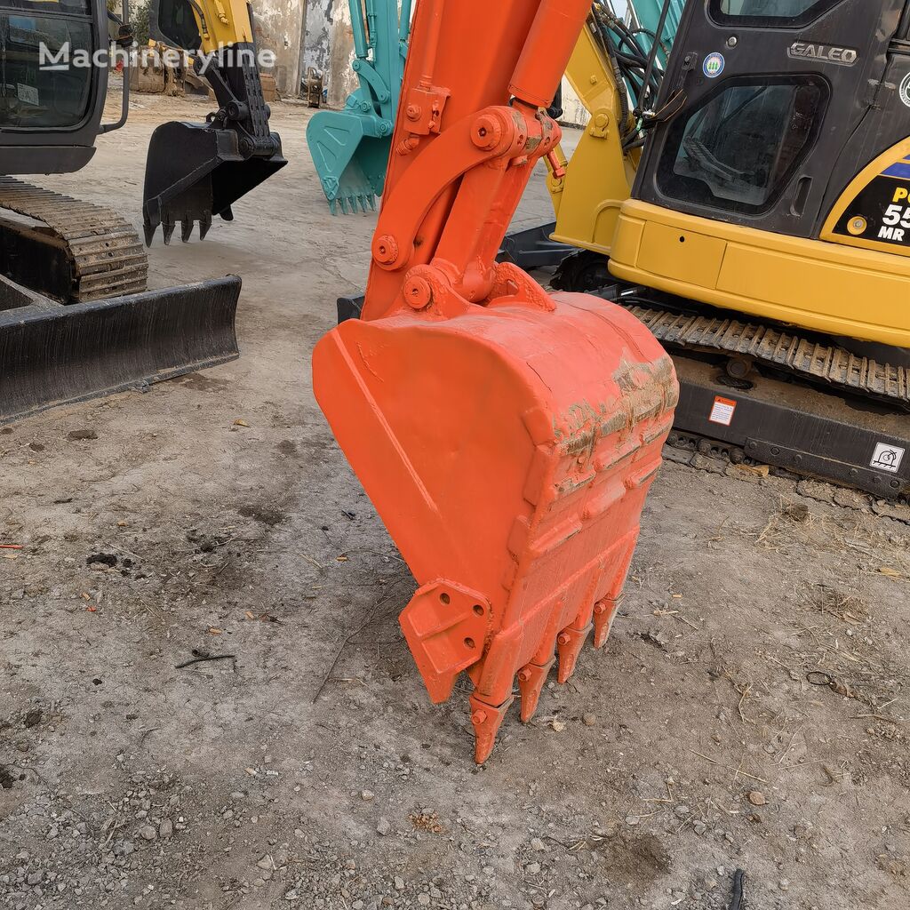 Hitachi ZX60 tracked excavator