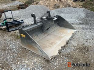 Kombiskopa Svenska redskapsfabriken med S60 och Stora BM front loader bucket